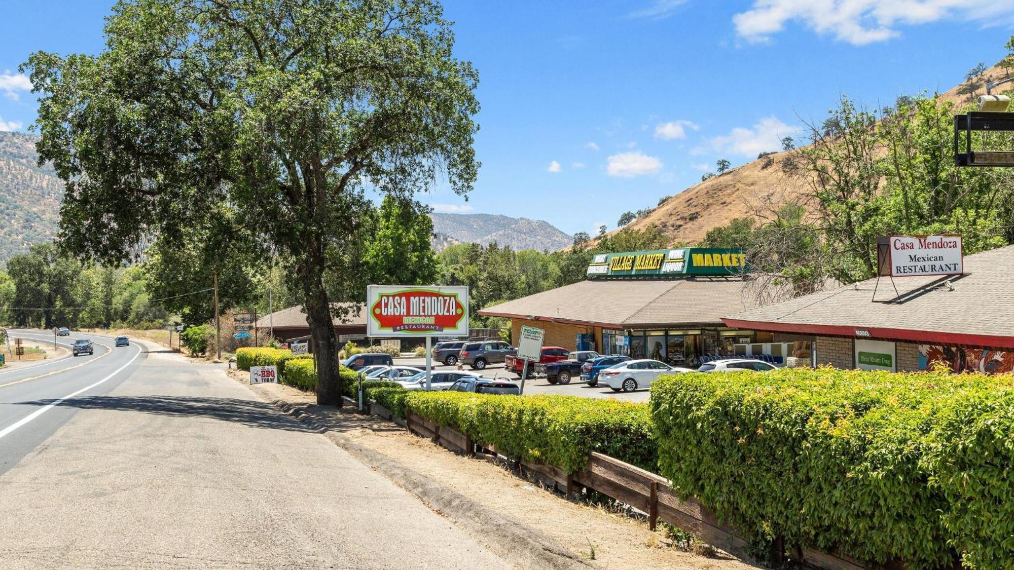 The Tokopah Sequoia Motel Rm 1 Трі-Риверс Екстер'єр фото